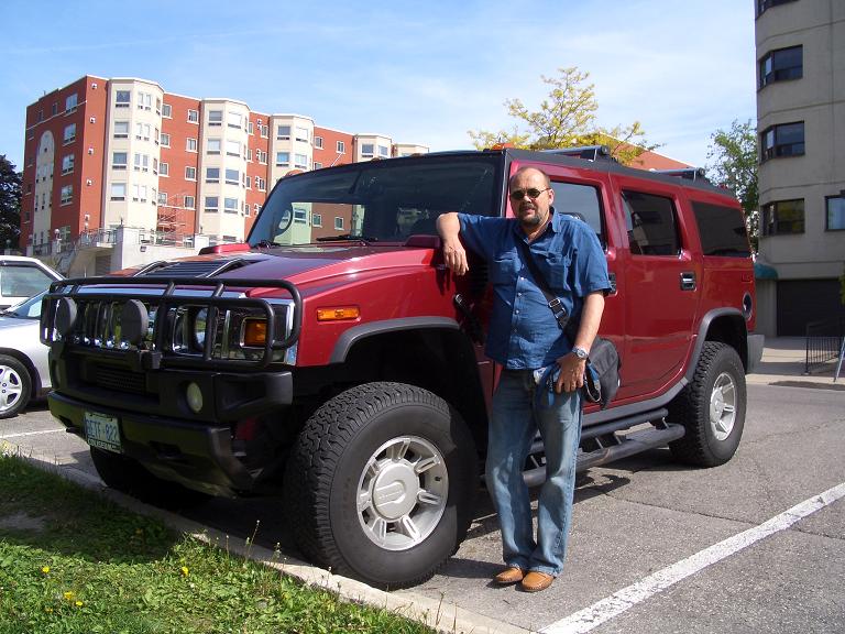 Canada_Hummer_Car_General Motors2009-111a
